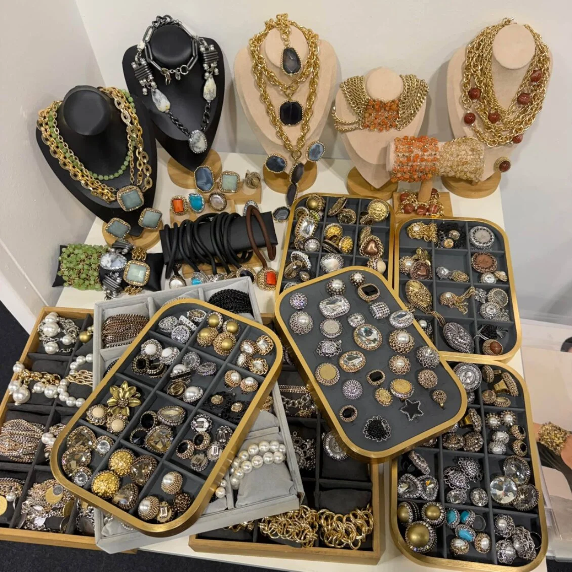Creazioni artigianali Bijoux Espresso disponibili da Petra Bijoux ad Avezzano